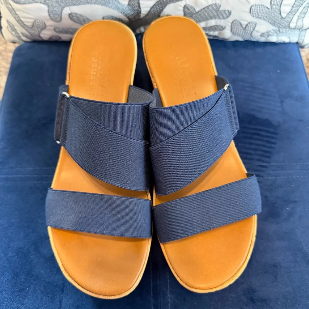 Toscanella Elegant Navy Women's Sandals - Picture 2 of 5